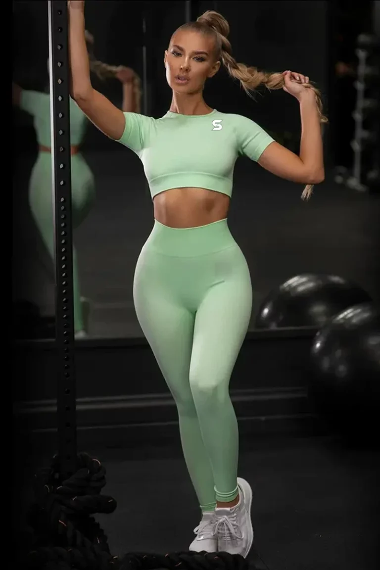 Sporty Seamless Solid Set – Light Green – L